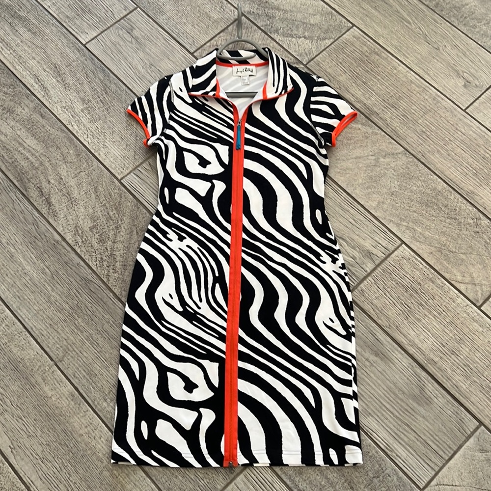 Exquisite bodycon dress by Joseph Ribkoff.US 8.
